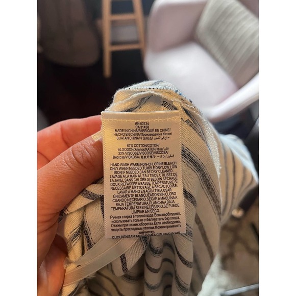 BCBG Maxazria Striped Ruffle Off Shoulder Dress XS - Picture 3 of 8